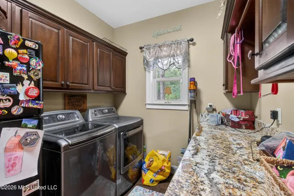 $549,999 | 16123 Lake Drive West, Vancleave, MS 39565