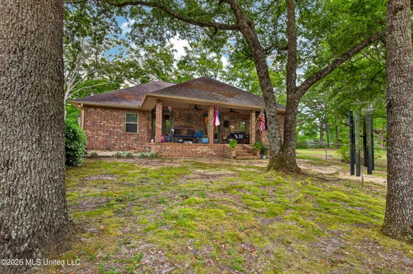 $549,999 | 16123 Lake Drive West, Vancleave, MS 39565