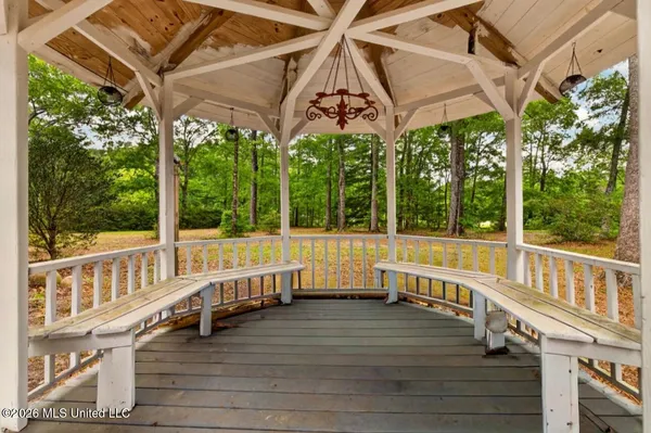 $549,999 | 16123 Lake Drive West, Vancleave, MS 39565