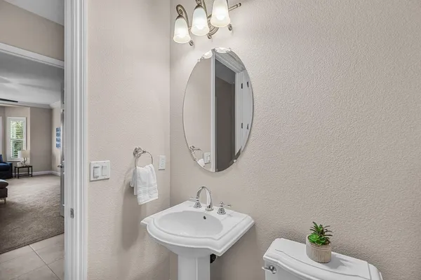 $760,000 | 2498 Pepper Tree Lane, Manteca, CA 95336