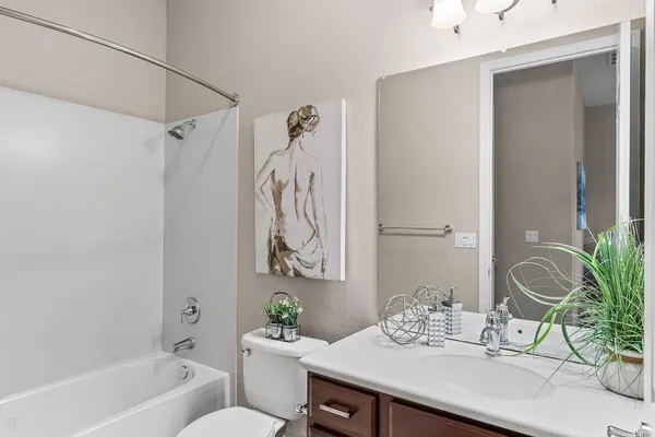 $760,000 | 2498 Pepper Tree Lane, Manteca, CA 95336