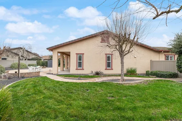 $760,000 | 2498 Pepper Tree Lane, Manteca, CA 95336