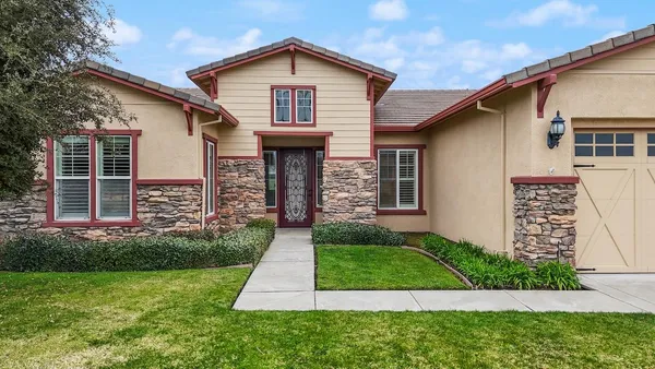 $760,000 | 2498 Pepper Tree Lane, Manteca, CA 95336