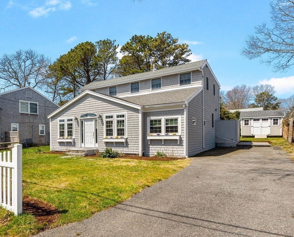 37 Uncle Henrys Road Mashpee, MA 02649 - Photo 2 of 37 Gallery Image 2