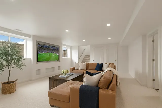 $689,900 | 1780 Bobby Jones Drive, De Pere, WI 54115