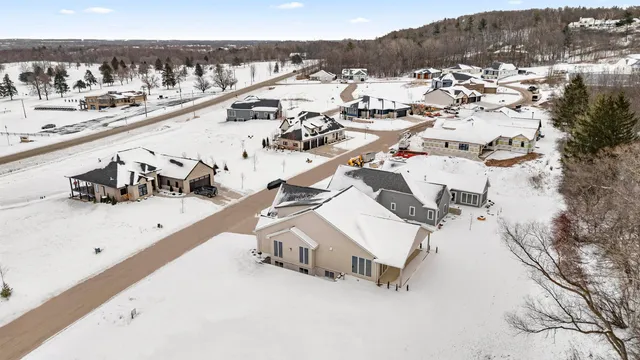 $689,900 | 1780 Bobby Jones Drive, De Pere, WI 54115