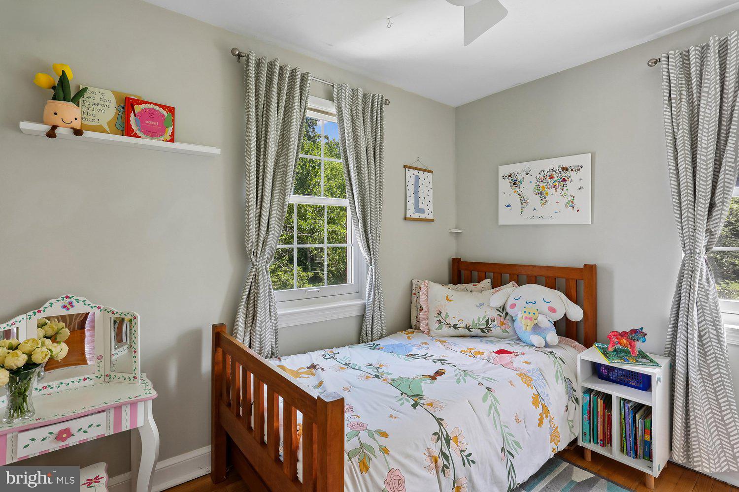 10025 Reddick Drive Silver Spring, MD 20901 - Photo 26 of 59 Upstairs Bedroom #3