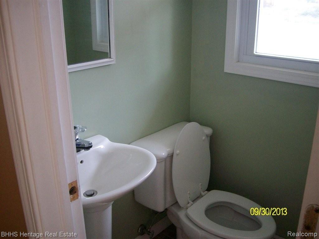 4902 Cemetery Road Fowlerville, MI 48836 - Photo 8 of 17 4902 half bath.jpg