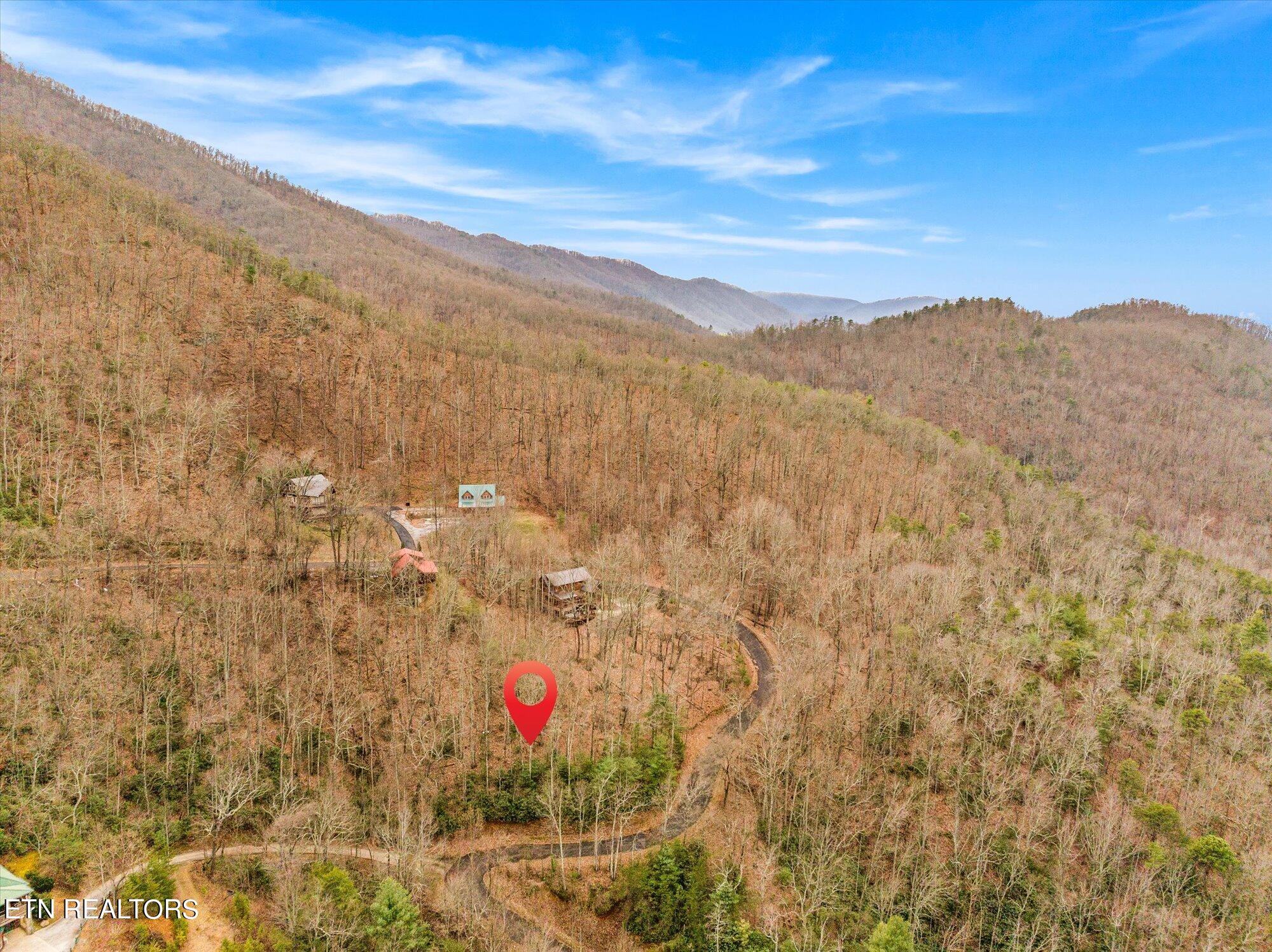 Lexy Lane Sevierville, TN 37862 - Photo 5 of 14 08-Lexy-Ln-Tennessee-8