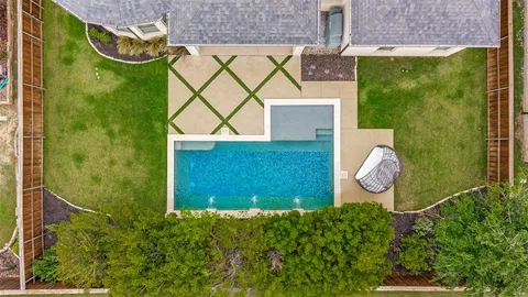 a bird view of a bathroom