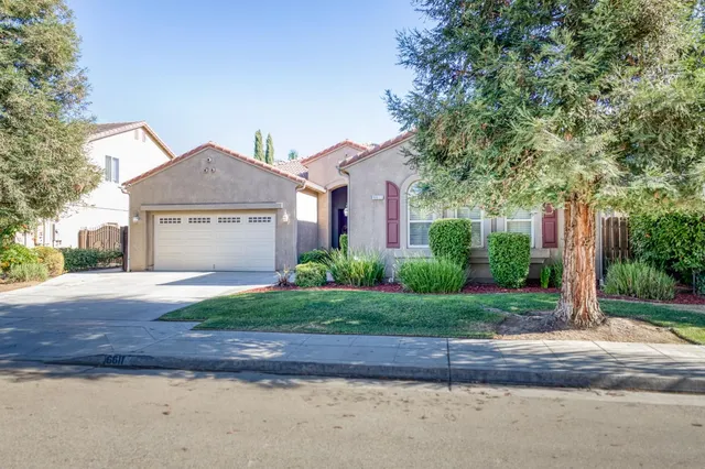 $579,995 | 6611 West Morris Avenue, Fresno, CA 93723