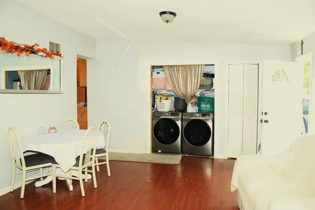 $419,000 | 27 East New York Avenue, Villas, NJ 08251