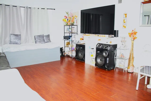 $419,000 | 27 East New York Avenue, Villas, NJ 08251