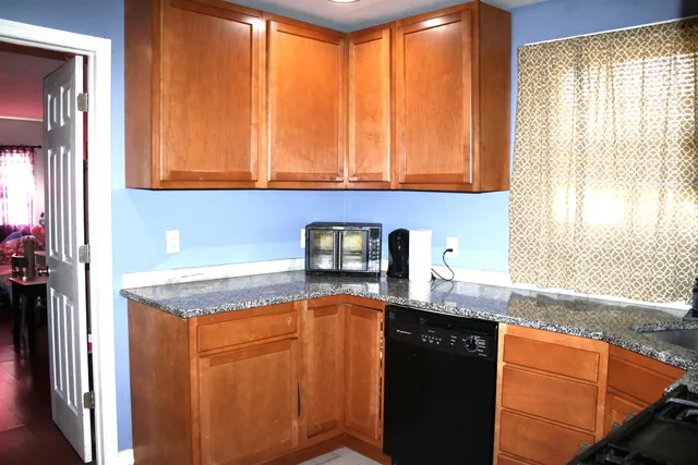 $419,000 | 27 East New York Avenue, Villas, NJ 08251