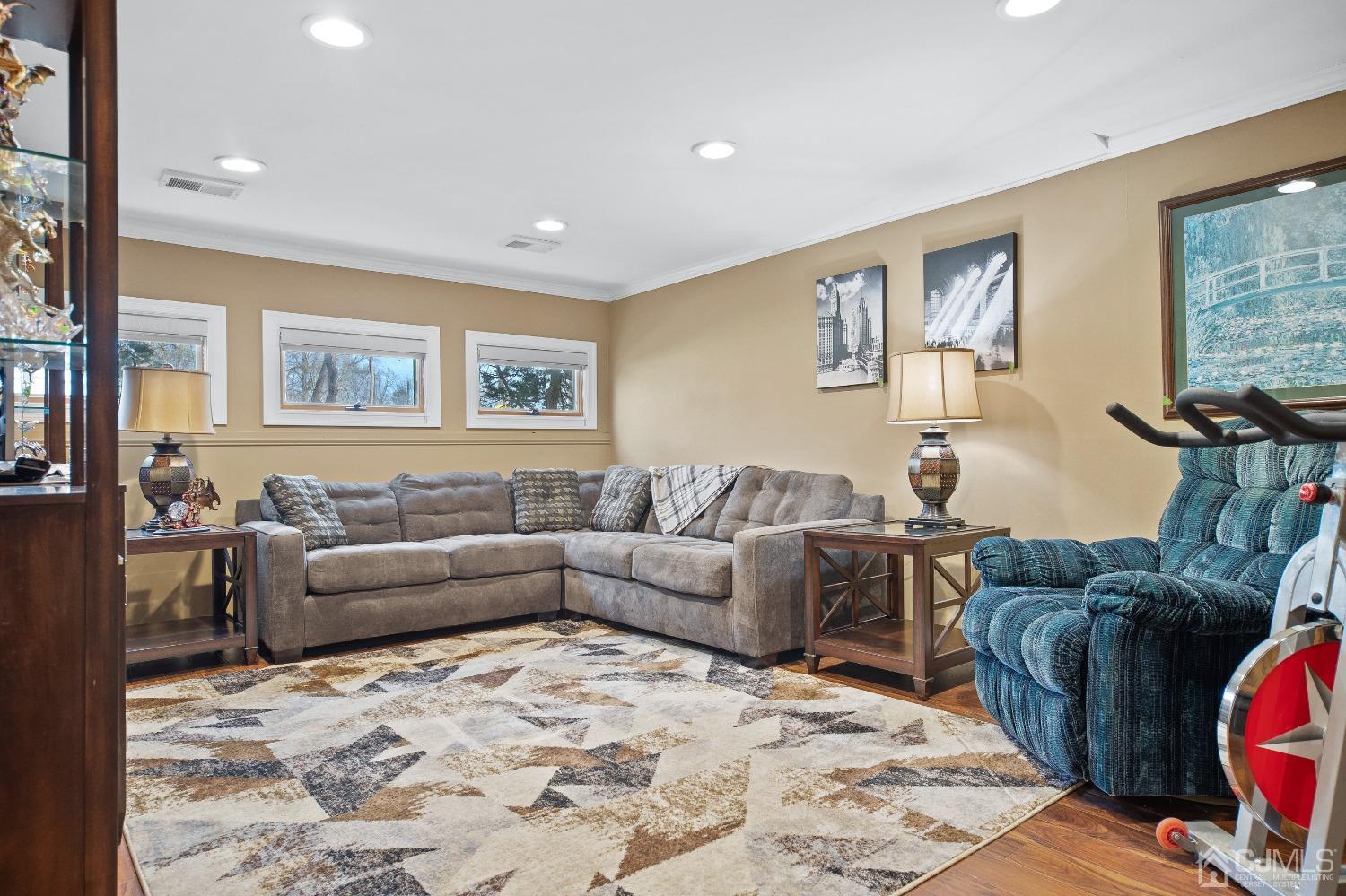 138 Colonia Road Colonia, NJ 07067 - Photo 33 of 50