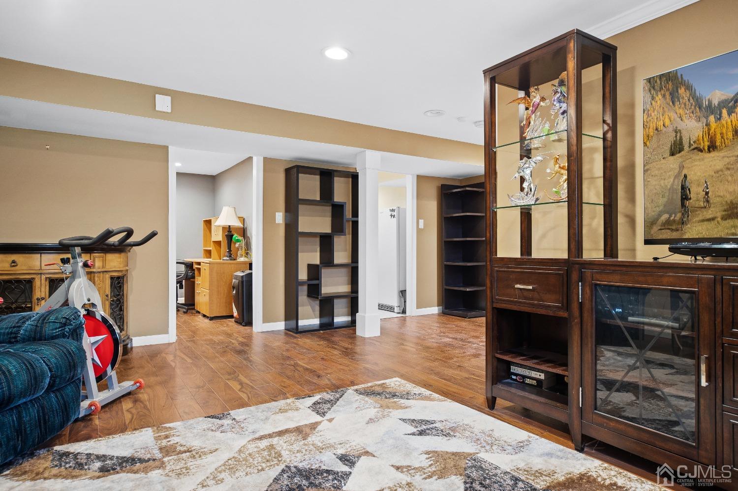 138 Colonia Road Colonia, NJ 07067 - Photo 34 of 50