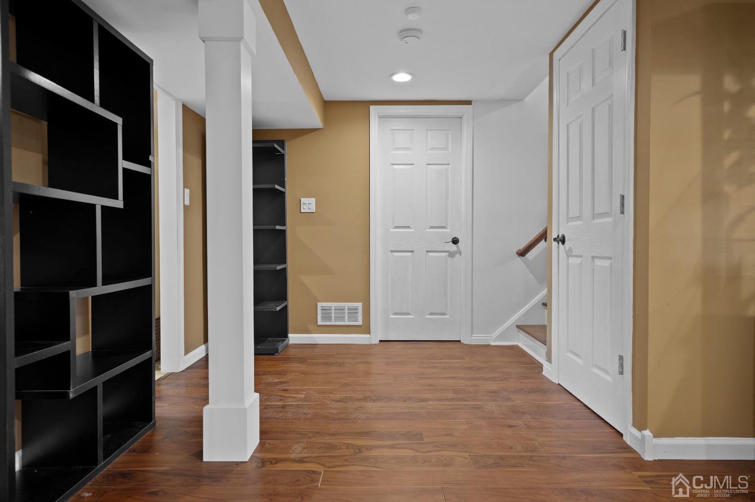 138 Colonia Road Colonia, NJ 07067 - Photo 35 of 50