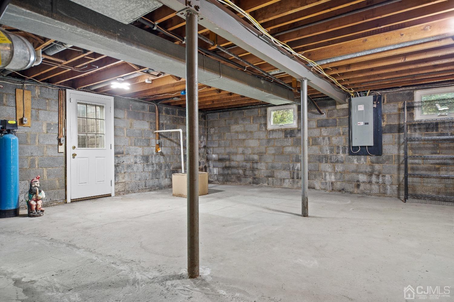 138 Colonia Road Colonia, NJ 07067 - Photo 41 of 50