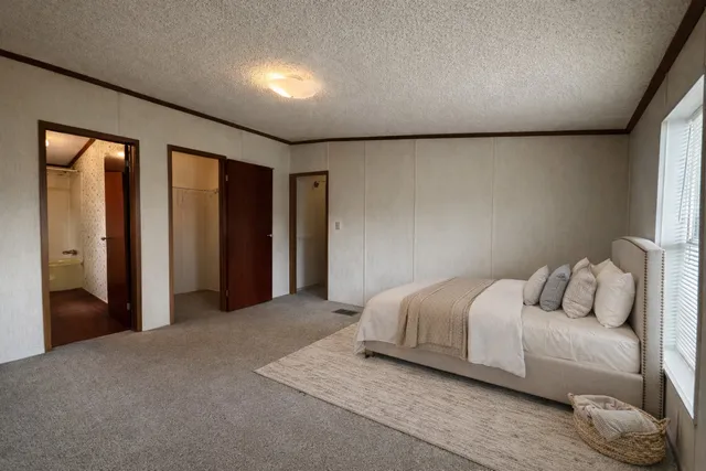 $109,900 | 1008 Bloomington Street, Dewitt, IL 61735