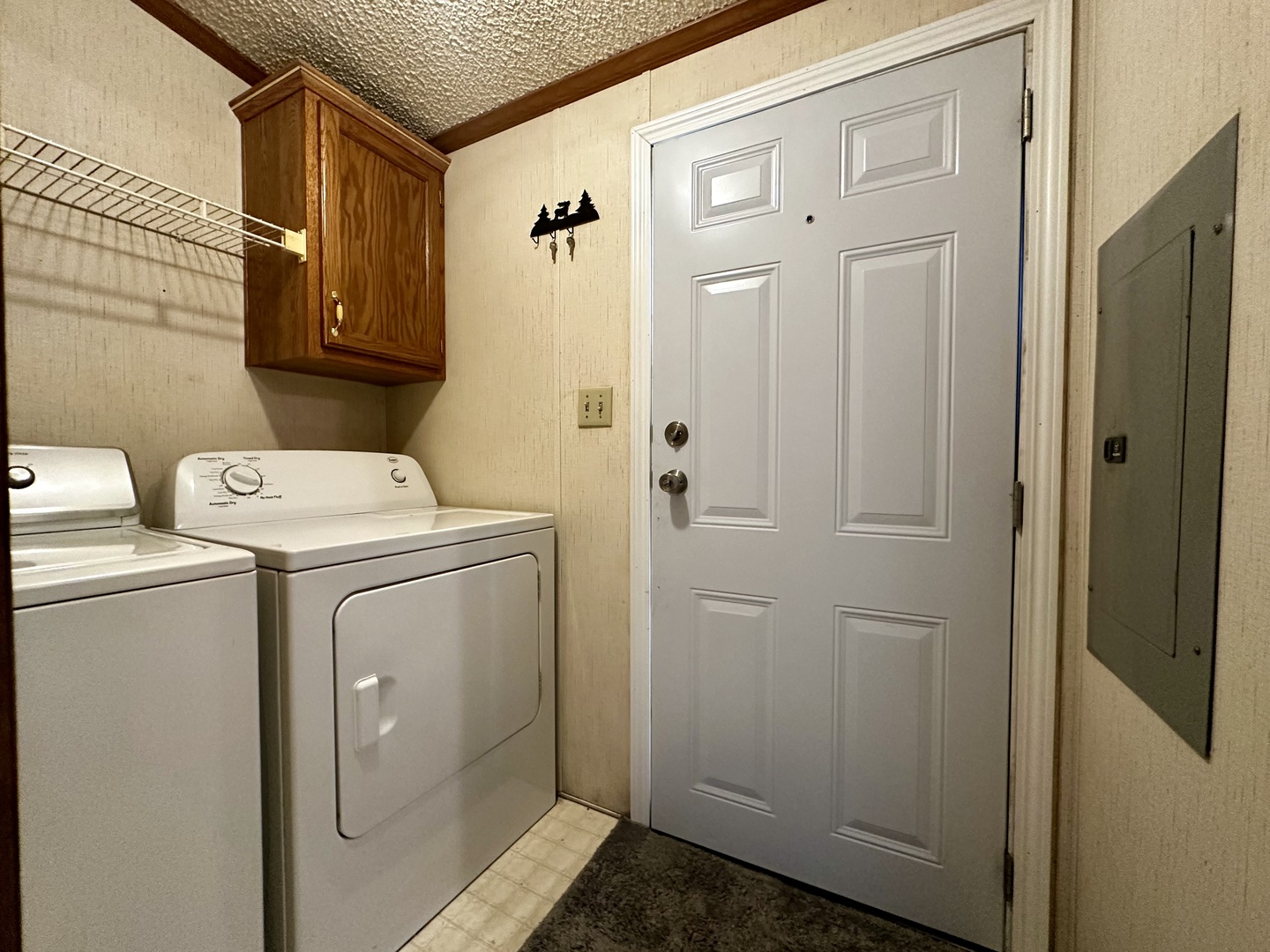 1008 Bloomington Street Dewitt, IL 61735 - Photo 10 of 14