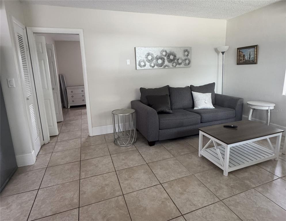 1196 Angle Road Dunedin, FL 34698 - Photo 4 of 9