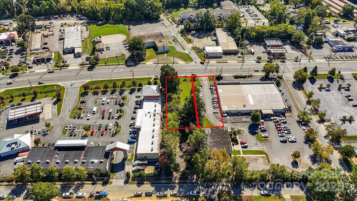 5005 North Tryon Street Charlotte, NC 28213 - Photo 4 of 5