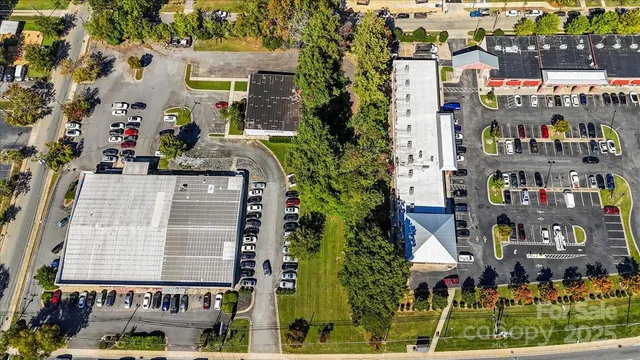 $290,000 | 5005 North Tryon Street, Charlotte, NC 28213