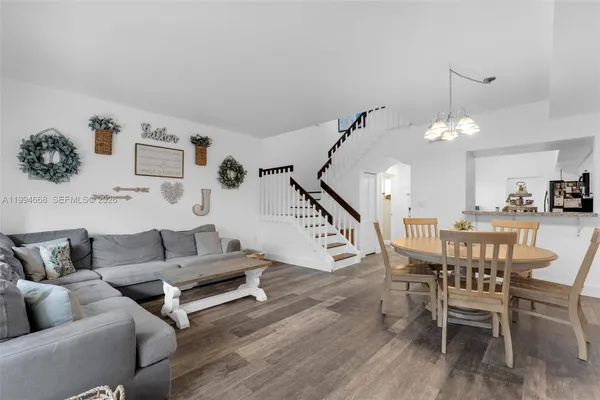 $3,200 | 11876 Southwest 98th Terrace, Unit 11876, Miami, FL 33186