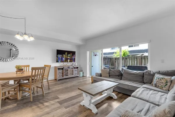 $3,200 | 11876 Southwest 98th Terrace, Unit 11876, Miami, FL 33186