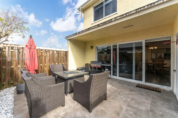 $3,200 | 11876 Southwest 98th Terrace, Unit 11876, Miami, FL 33186