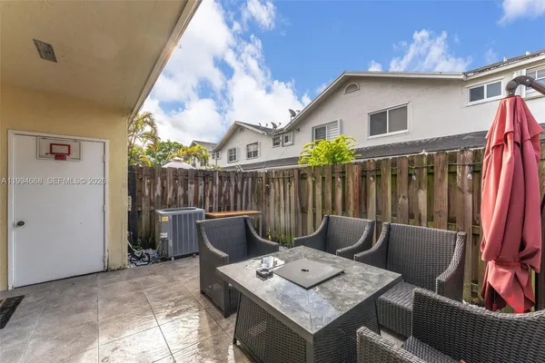 $3,200 | 11876 Southwest 98th Terrace, Unit 11876, Miami, FL 33186