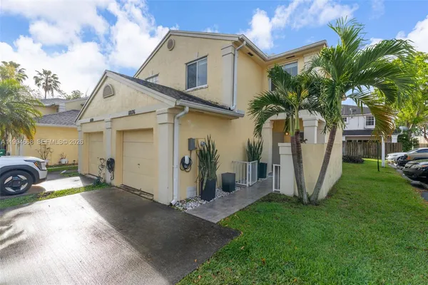 $3,200 | 11876 Southwest 98th Terrace, Unit 11876, Miami, FL 33186