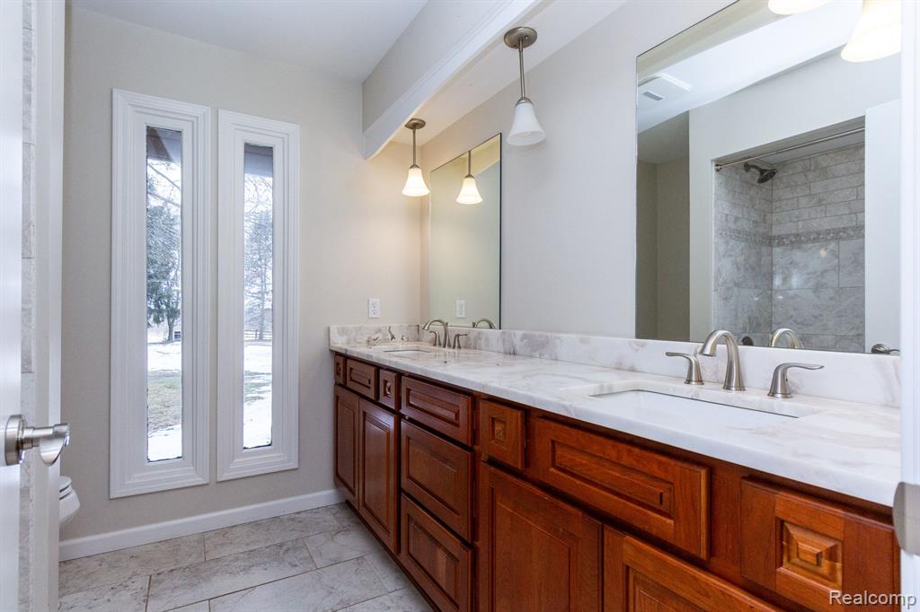 4355 South Lapeer Road Metamora, MI 48455 - Photo 28 of 69