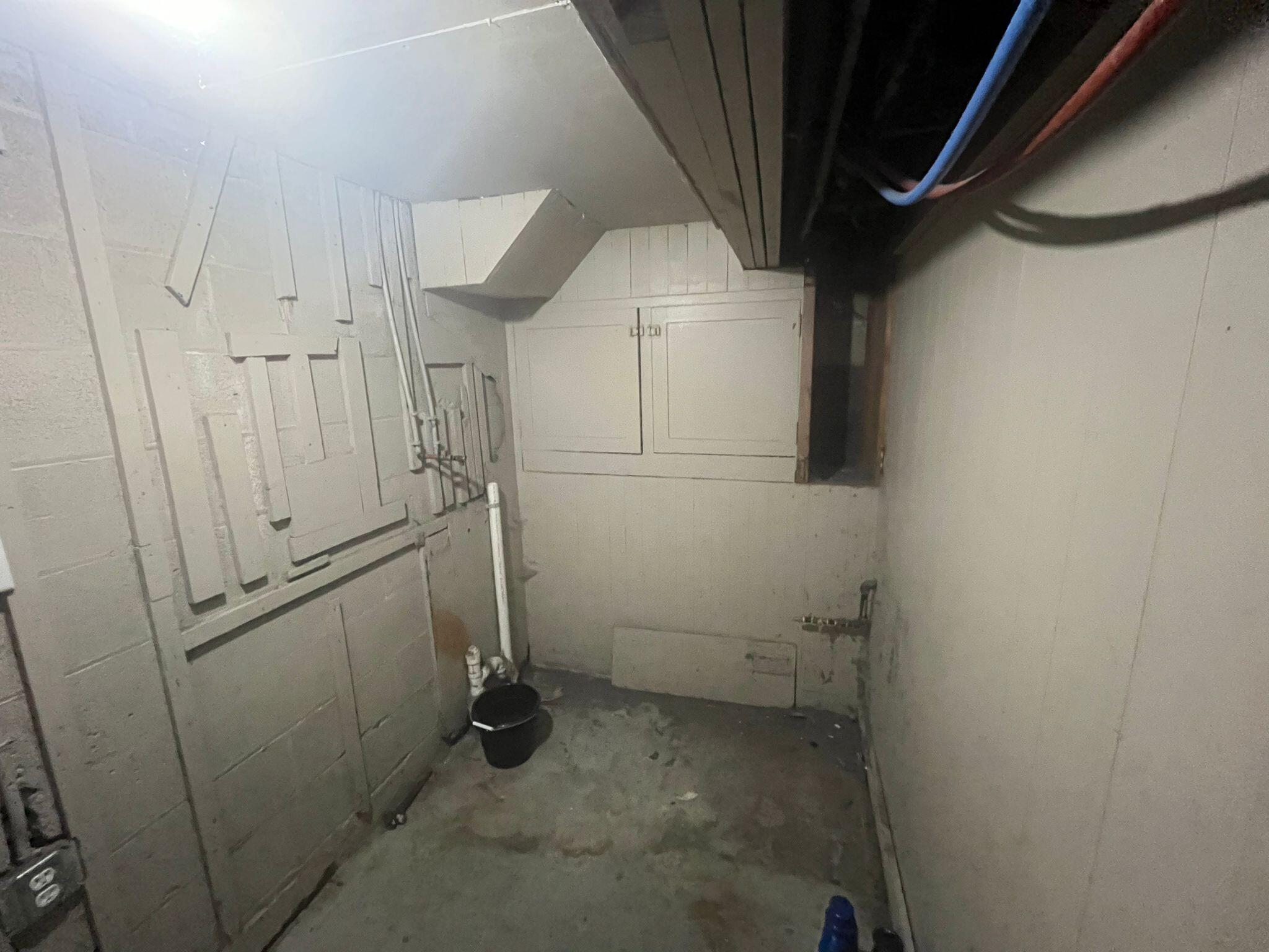 769 Buchanan Street Gary, IN 46402 - Photo 27 of 28 a view of small space