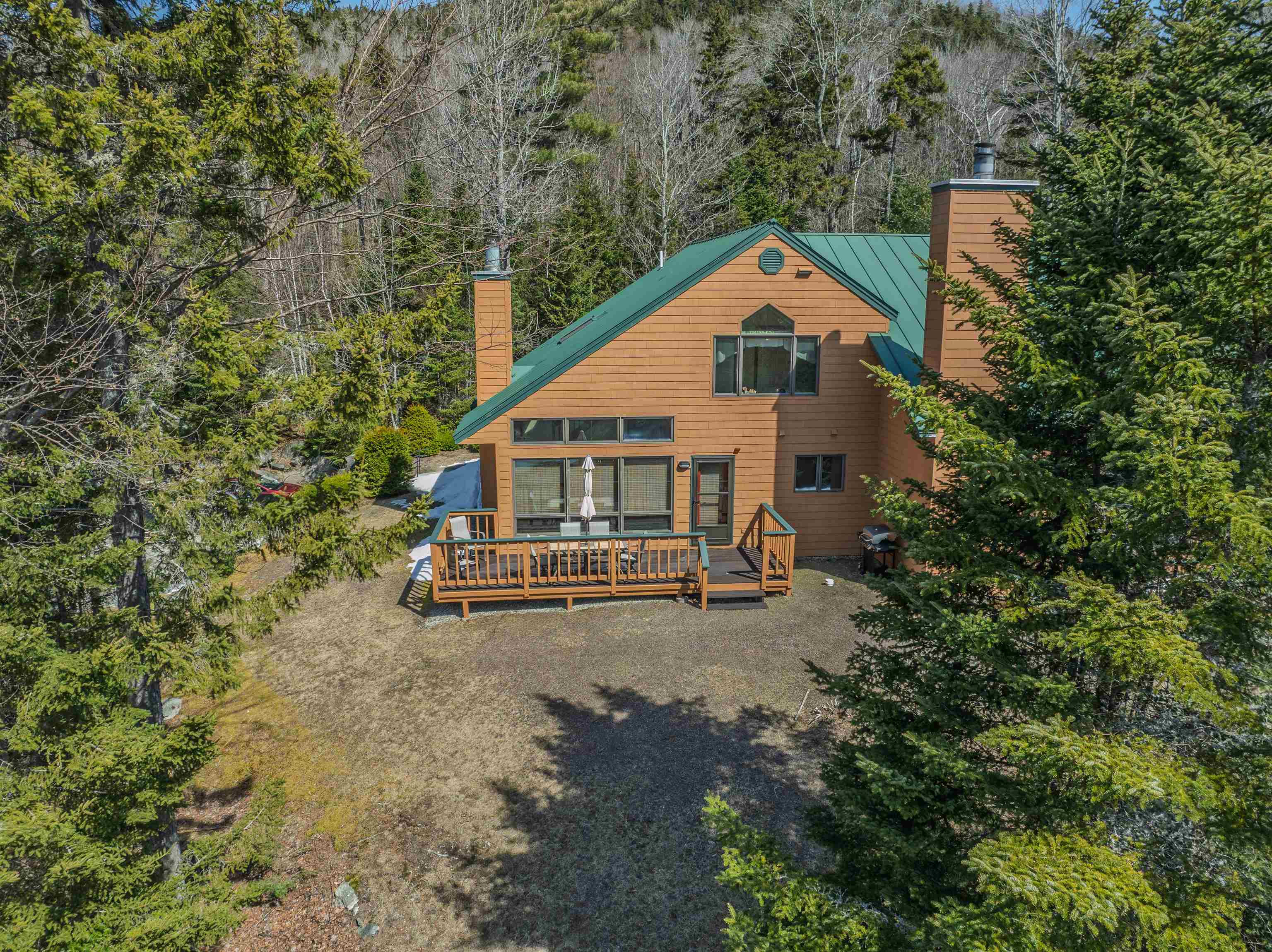 116 Hannah Loop, Unit 23 Carroll, NH 03595 - Photo 2 of 42 Gallery Image 2