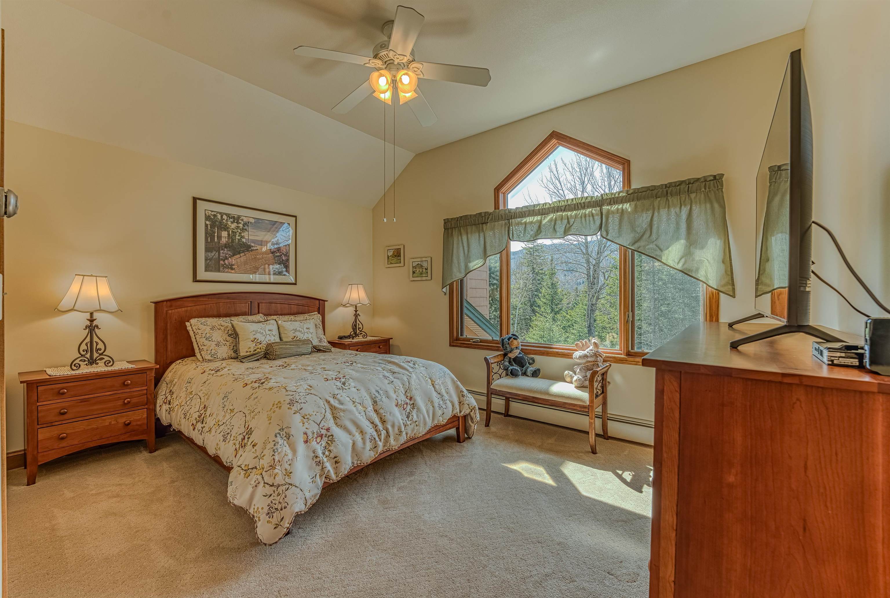 116 Hannah Loop, Unit 23 Carroll, NH 03595 - Photo 33 of 42 Gallery Image 33