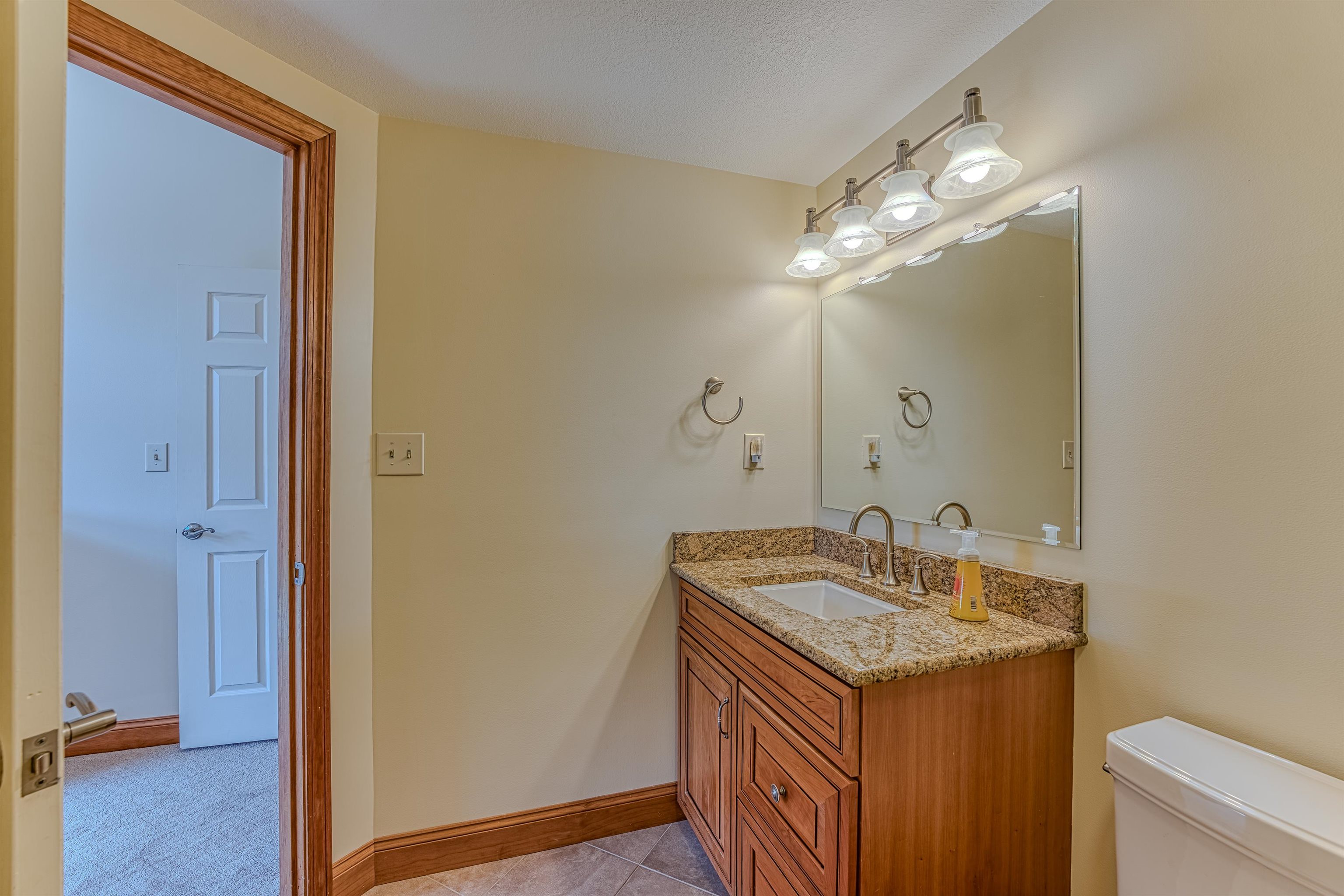 116 Hannah Loop, Unit 23 Carroll, NH 03595 - Photo 39 of 42 Gallery Image 39