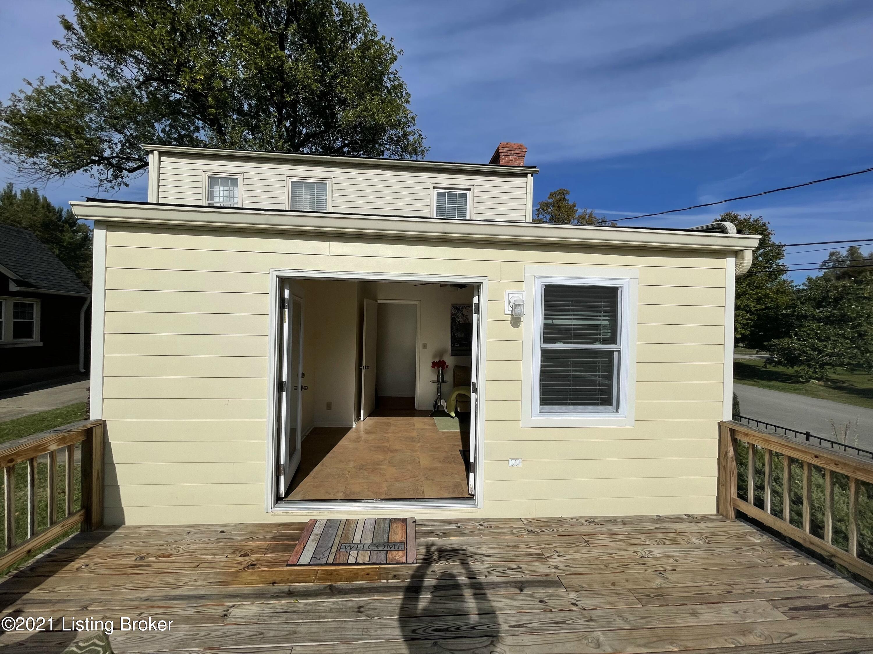 2418 Manchester Road Louisville, KY 40205 - Photo 19 of 43 Double French doors opened. Stained deck