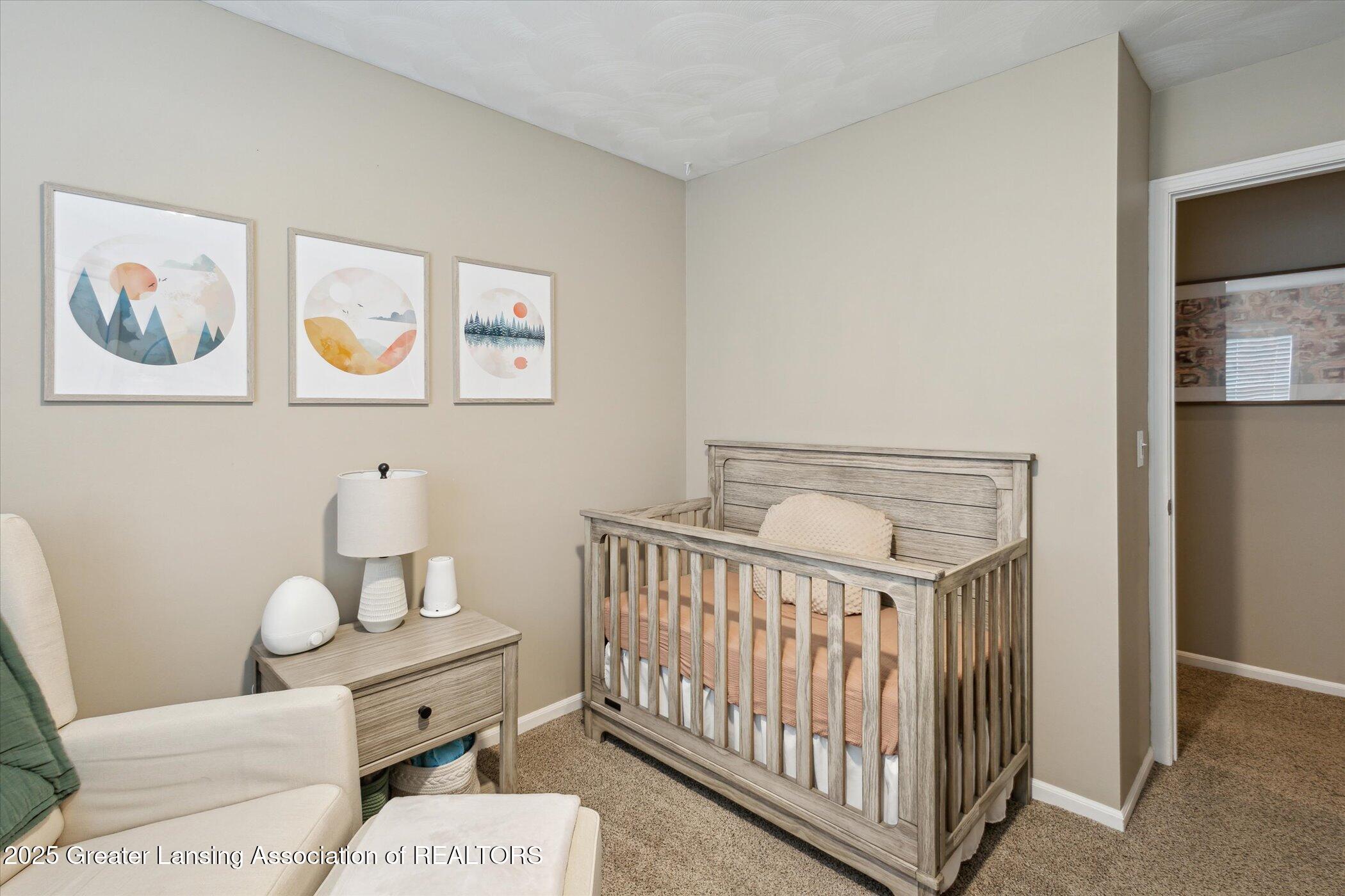 1347 North Creyts Road Lansing, MI 48917 - Photo 21 of 42 22-1347-N-Creyts-Rd-Lansing-MI-48917-Win