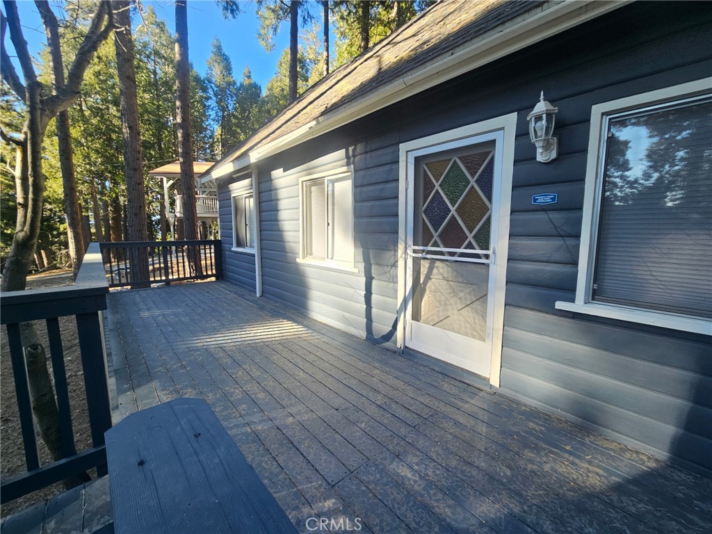 23812 Inspiration Crestline, CA 92325 - Photo 2 of 12