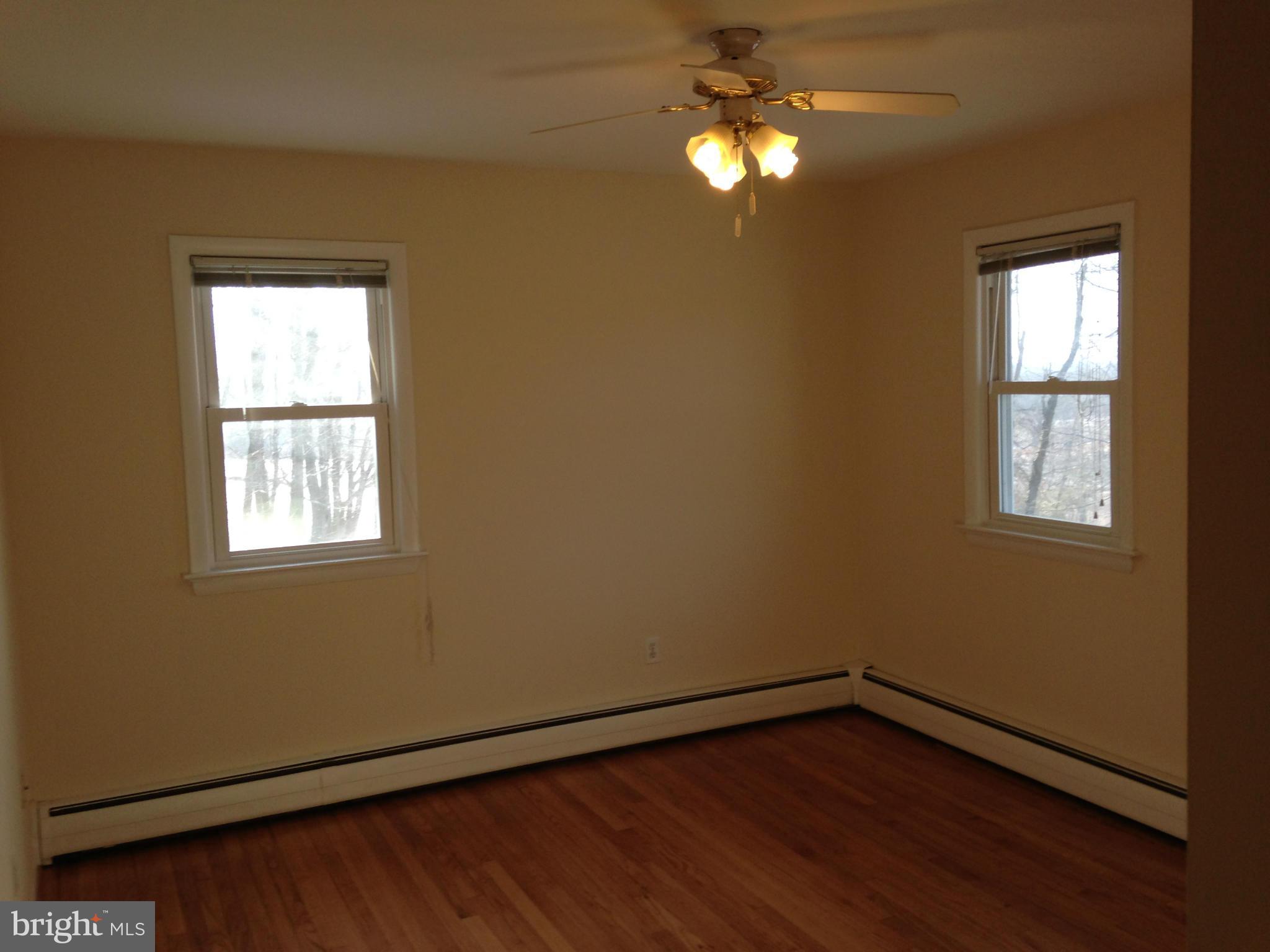 16010 Barnesville Road Boyds, MD 20841 - Photo 12 of 15 Bedroom (Master)