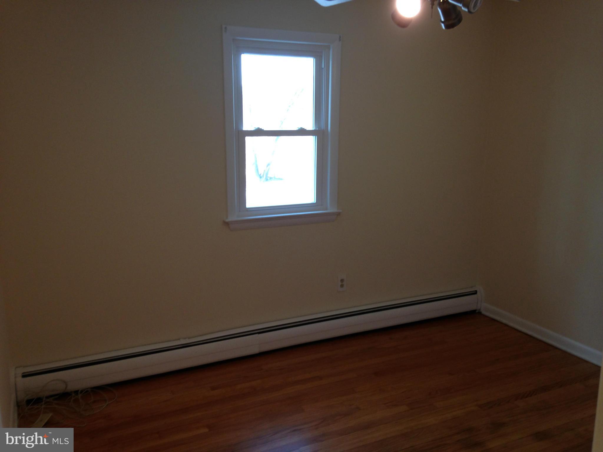 16010 Barnesville Road Boyds, MD 20841 - Photo 9 of 15 Bedroom