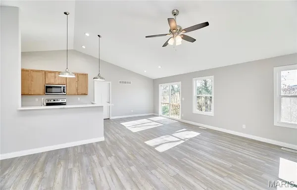 $349,900 | 128 Peruque Creek Manor, Wright City, MO 63390