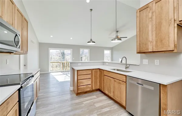 $349,900 | 128 Peruque Creek Manor, Wright City, MO 63390