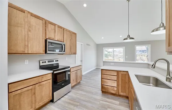 $349,900 | 128 Peruque Creek Manor, Wright City, MO 63390