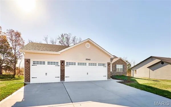 $349,900 | 128 Peruque Creek Manor, Wright City, MO 63390