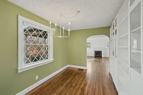 $575,000 | 1124 Sunnymeade Drive, Nashville, TN 37216