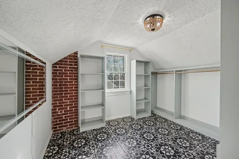 $575,000 | 1124 Sunnymeade Drive, Nashville, TN 37216