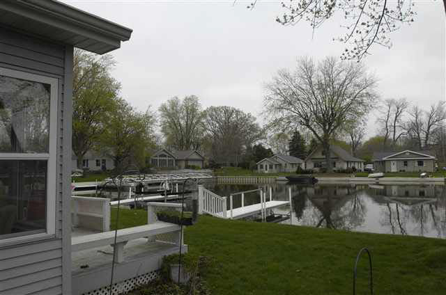 12670 North Rainey Road West Syracuse, IN 46567 - Photo 7 of 14 Gallery Image 7