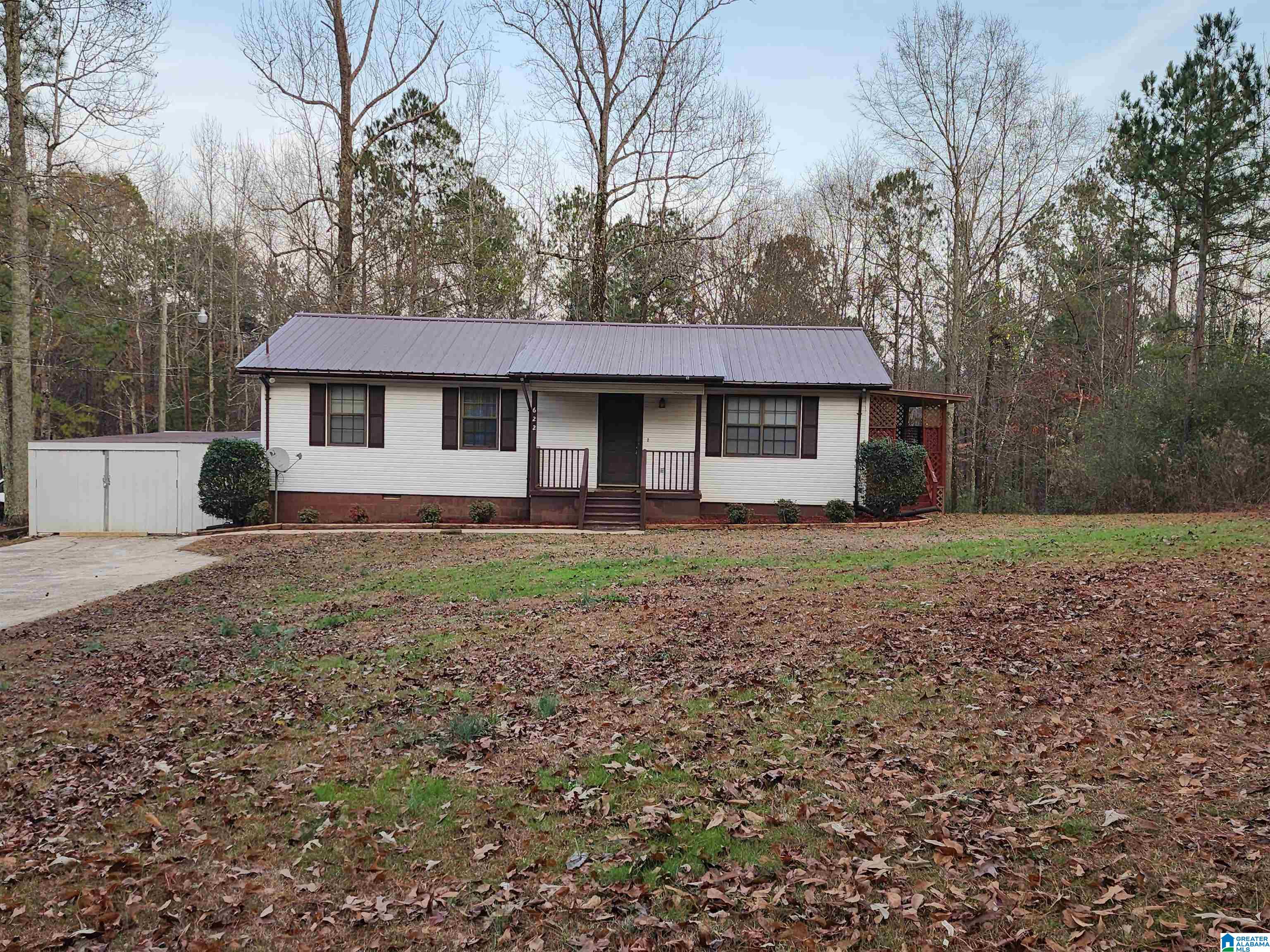 622 Jackson Avenue Oneonta, AL 35121 - Photo 2 of 2